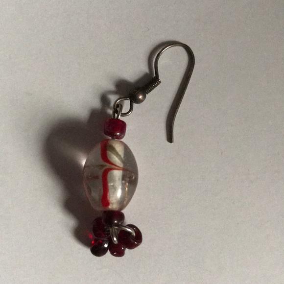 Beautiful Earrings - Picture 4 of 5